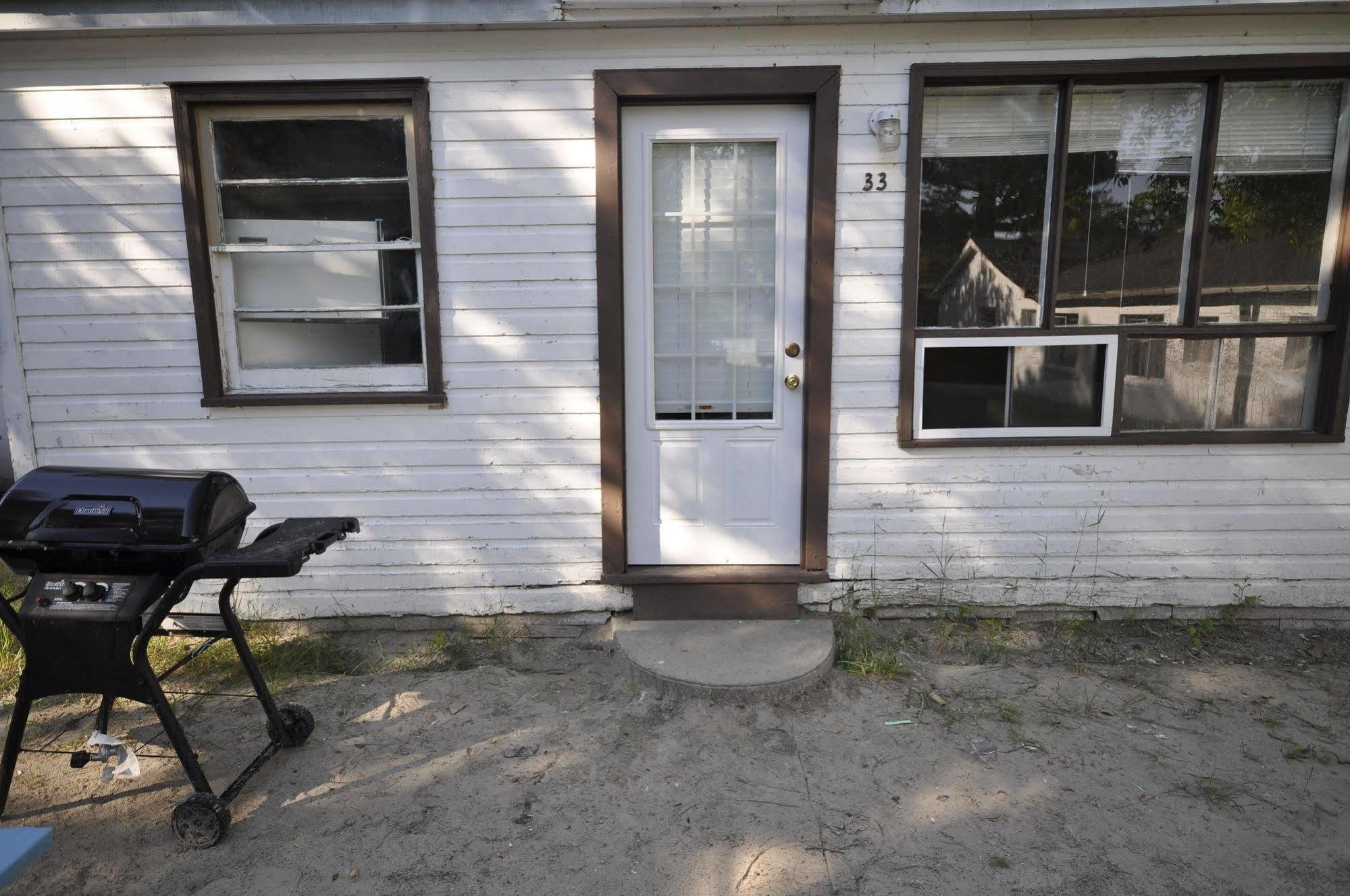 Beachfront at Beach1 Motel Wasaga Beach Exterior foto